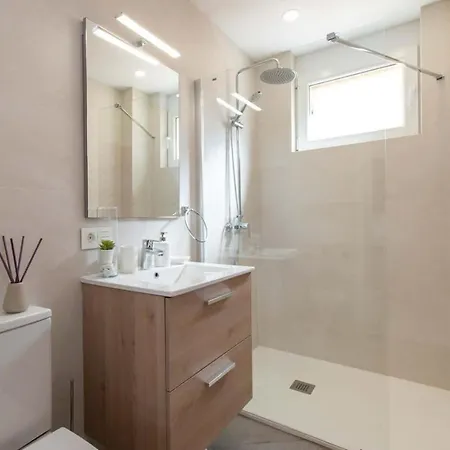 Ulani With Air Conditioning Villa *