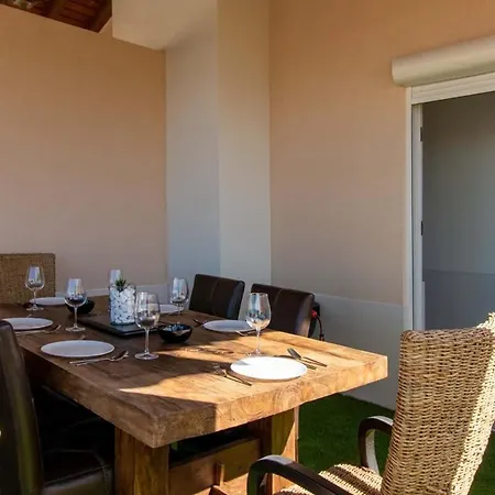Ulani With Air Conditioning Villa *